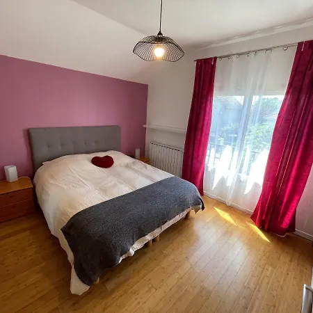 Holiday home Maison Proche Paris Et Orly *